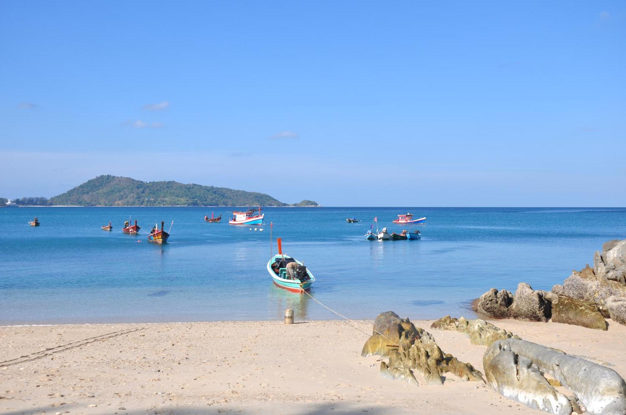 Patong Lodge Hotel Buitenkant foto